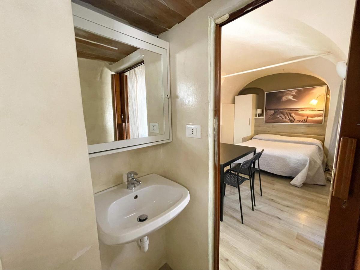 Monolocale A 50 Metri Dal Mare Apartment Celle Ligure Exterior photo